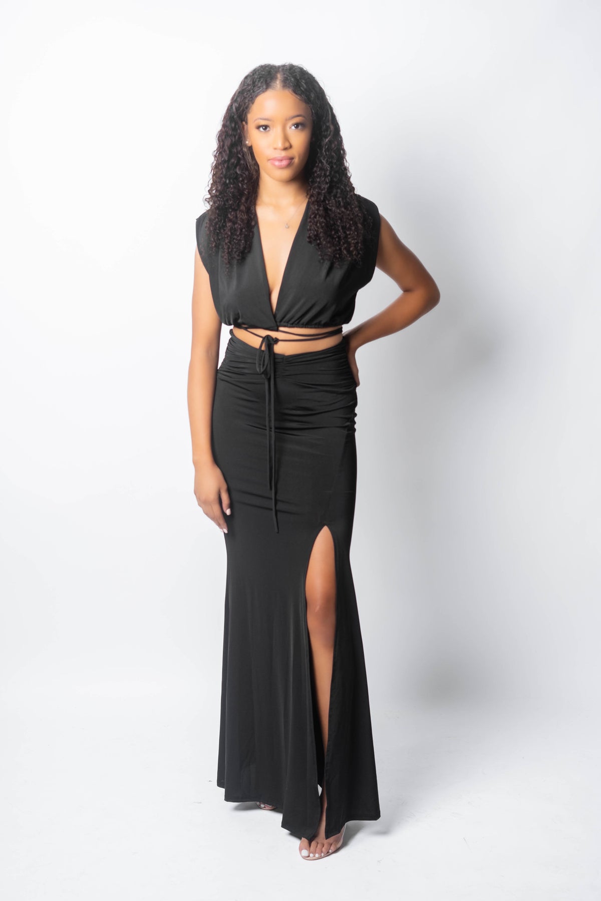 2-Piece Maxi Skirt Set w/Slit styleMbellished 2-Piece Maxi Skirt Set w/Slit styleMbellished